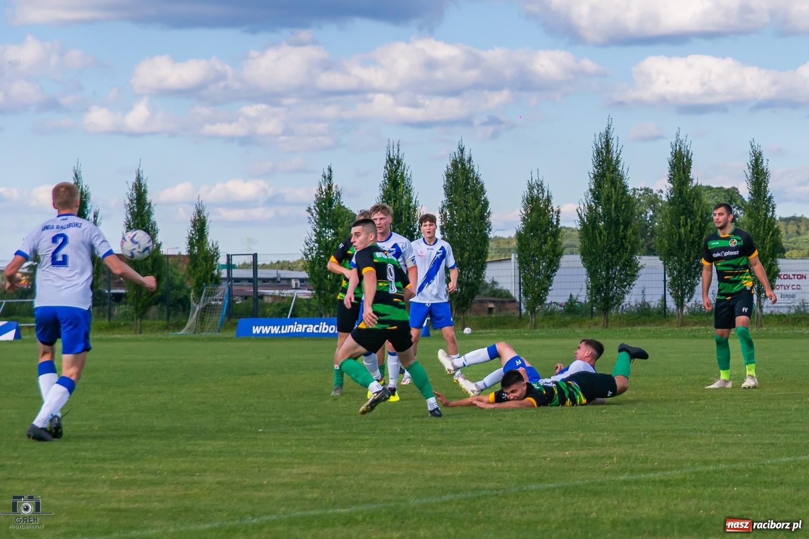Zdjęcie w galerii na portalu naszraciborz.pl: Unia Racibórz kontra Naprzód Syrynia. Podział punktów na zakończenie sezonu [FOTO] wiadomości z regionu