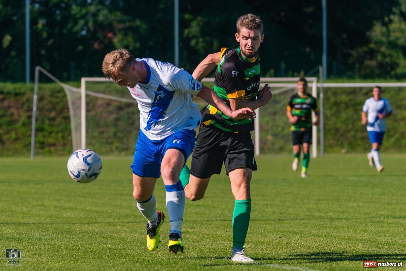 Zdjęcie w galerii na portalu naszraciborz.pl: Unia Racibórz kontra Naprzód Syrynia. Podział punktów na zakończenie sezonu [FOTO] wiadomości z regionu