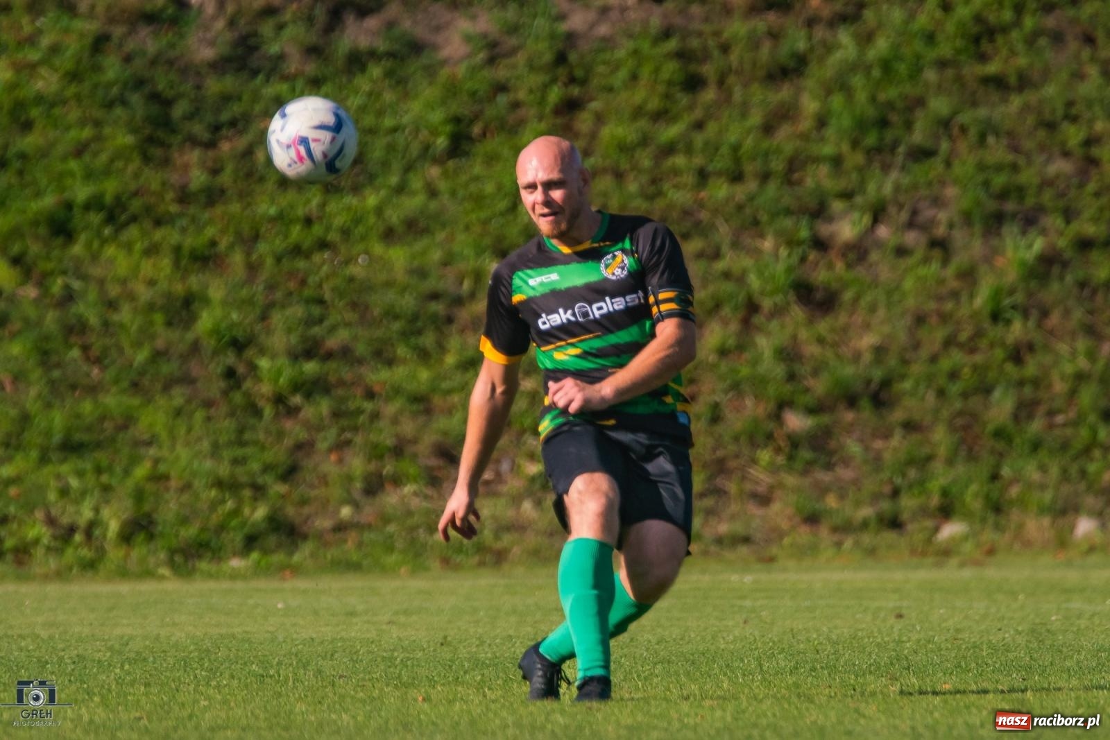 Zdjęcie w galerii na portalu naszraciborz.pl: Unia Racibórz kontra Naprzód Syrynia. Podział punktów na zakończenie sezonu [FOTO] wiadomości z regionu