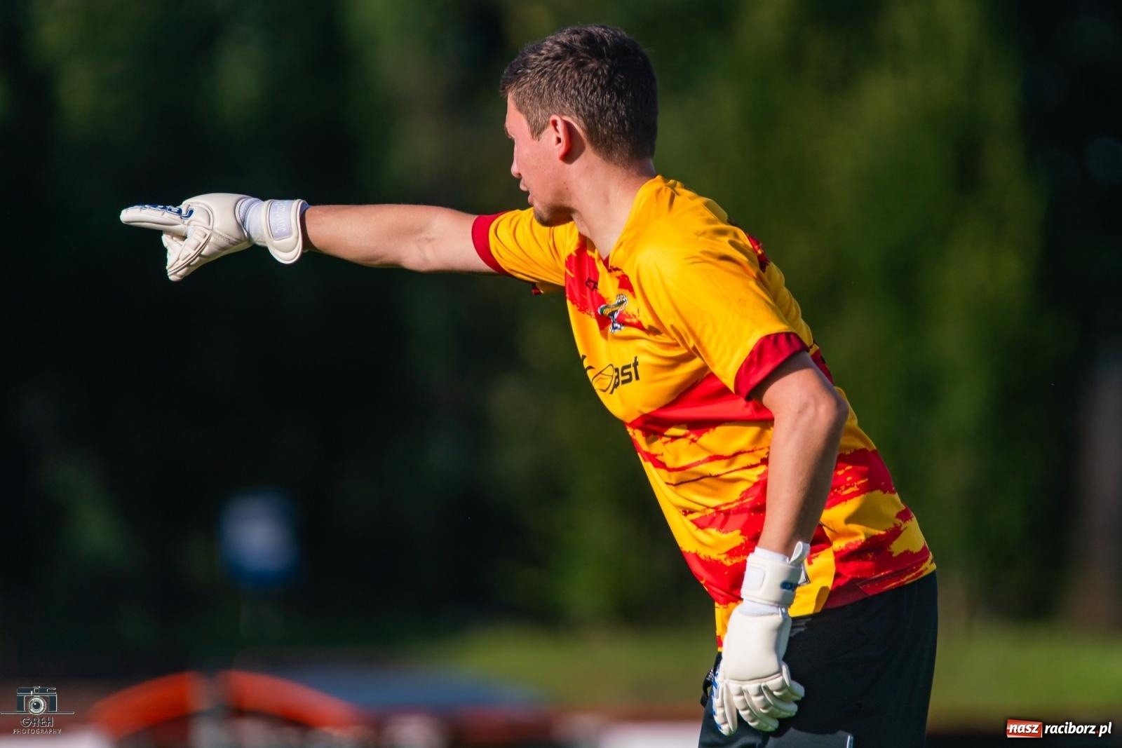 Zdjęcie w galerii na portalu naszraciborz.pl: Unia Racibórz kontra Naprzód Syrynia. Podział punktów na zakończenie sezonu [FOTO] wiadomości z regionu