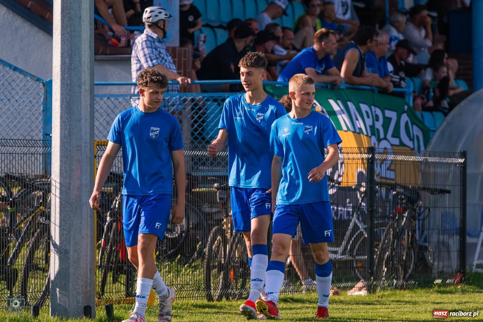 Zdjęcie w galerii na portalu naszraciborz.pl: Unia Racibórz kontra Naprzód Syrynia. Podział punktów na zakończenie sezonu [FOTO] wiadomości z regionu
