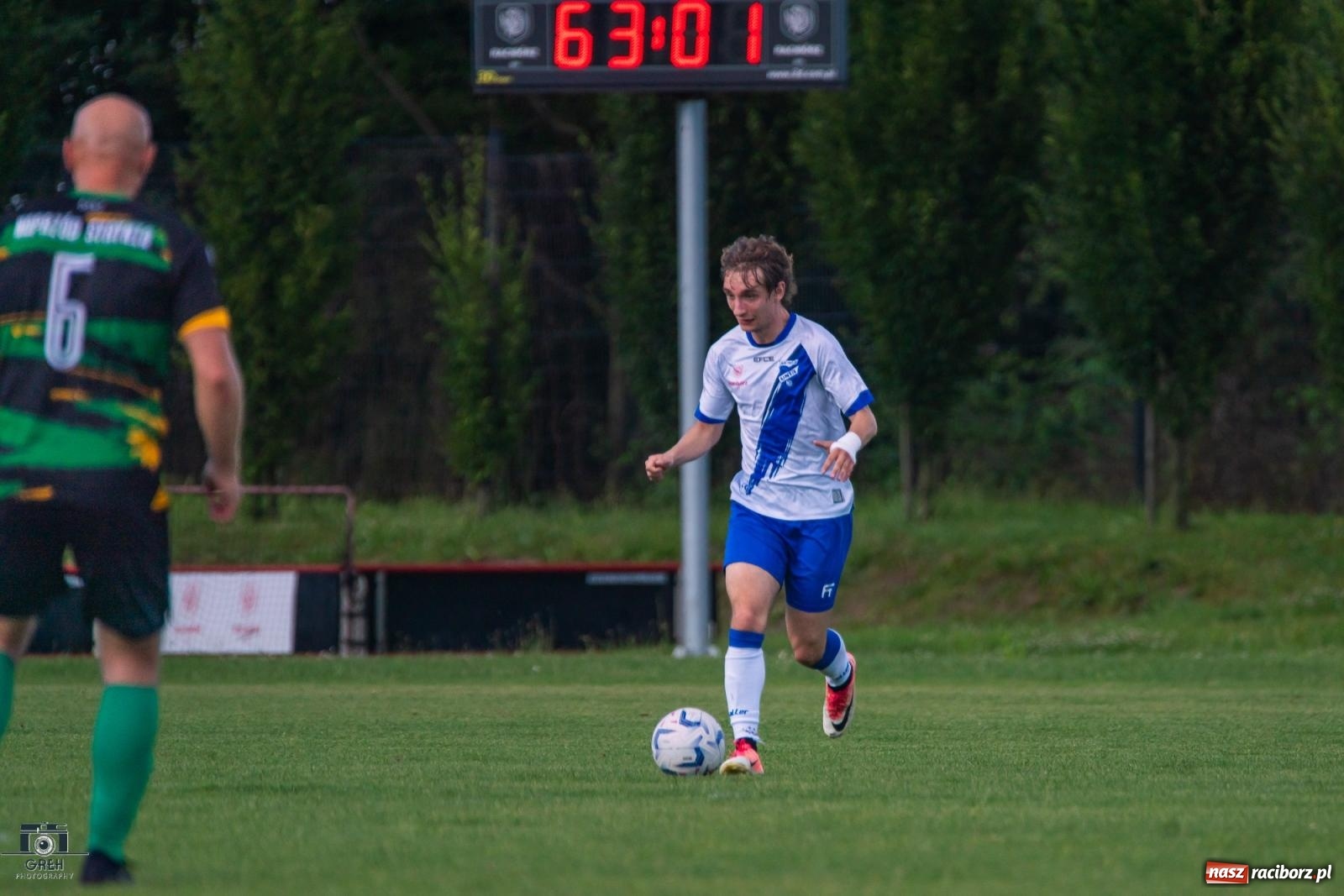 Zdjęcie w galerii na portalu naszraciborz.pl: Unia Racibórz kontra Naprzód Syrynia. Podział punktów na zakończenie sezonu [FOTO] wiadomości z regionu