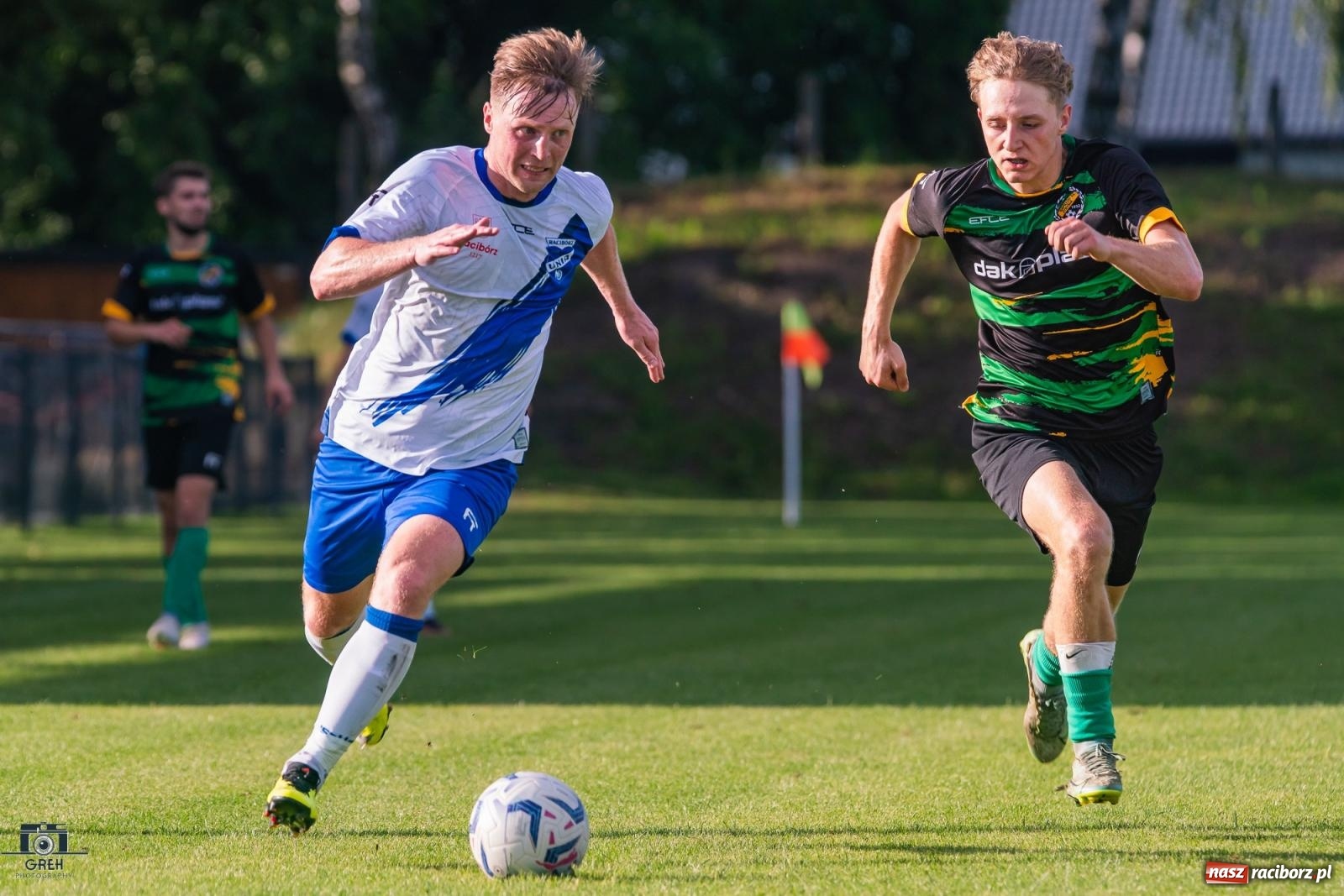 Zdjęcie w galerii na portalu naszraciborz.pl: Unia Racibórz kontra Naprzód Syrynia. Podział punktów na zakończenie sezonu [FOTO] wiadomości z regionu
