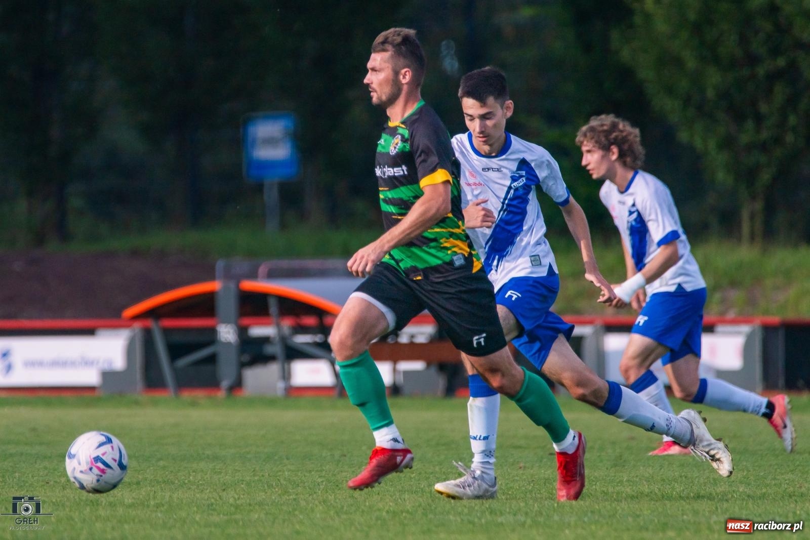 Zdjęcie w galerii na portalu naszraciborz.pl: Unia Racibórz kontra Naprzód Syrynia. Podział punktów na zakończenie sezonu [FOTO] wiadomości z regionu