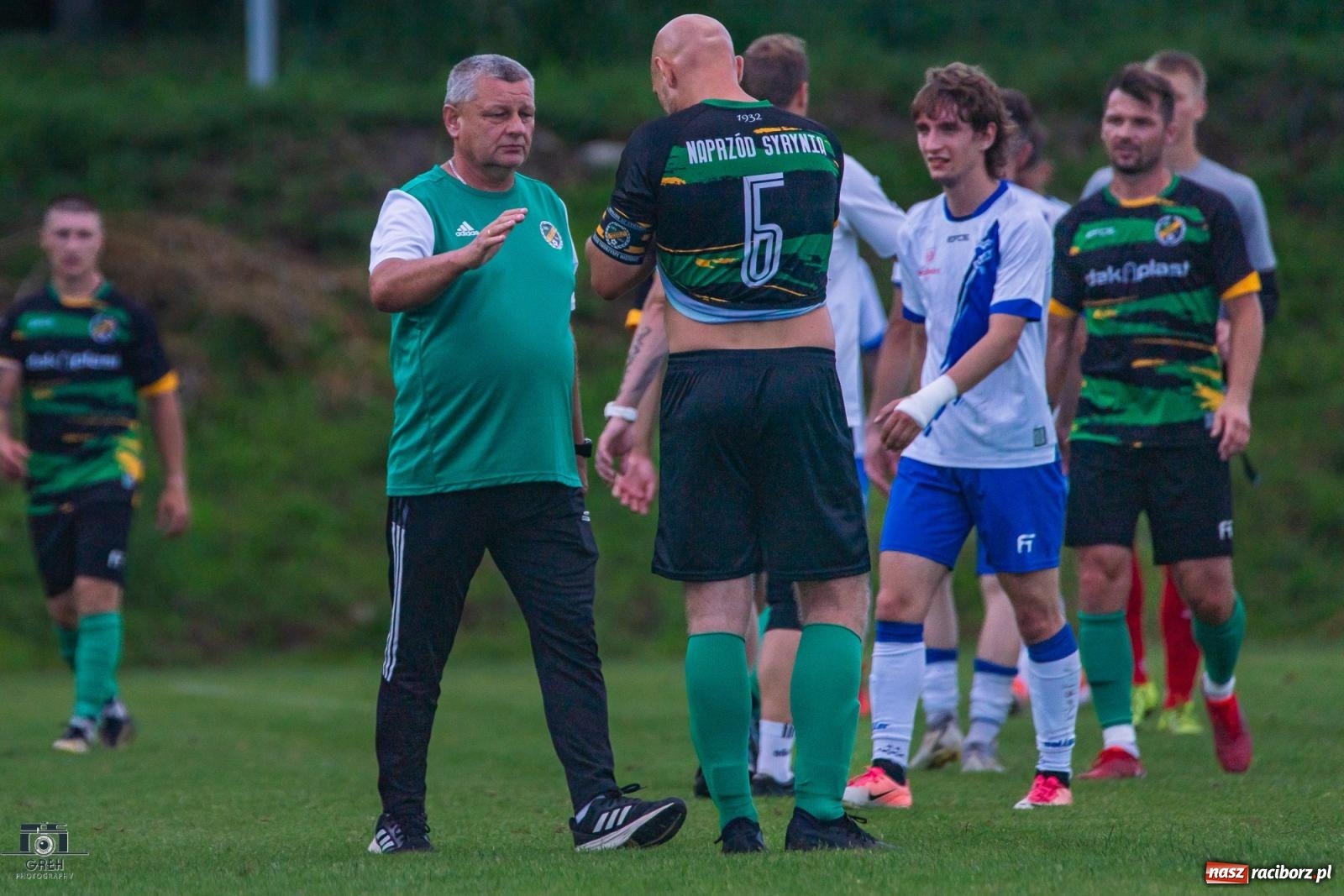 Zdjęcie w galerii na portalu naszraciborz.pl: Unia Racibórz kontra Naprzód Syrynia. Podział punktów na zakończenie sezonu [FOTO] wiadomości z regionu