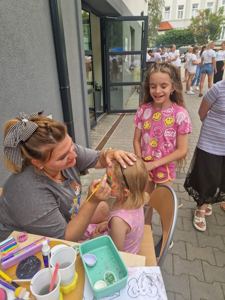 Zdjęcie w galerii na portalu naszraciborz.pl: Rodzinne świętowanie z alpakami i kucykami wiadomości z regionu