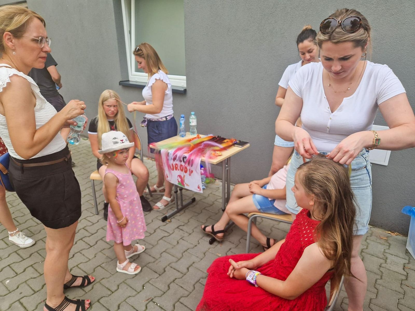 Zdjęcie w galerii na portalu naszraciborz.pl: Rodzinne świętowanie z alpakami i kucykami wiadomości z regionu