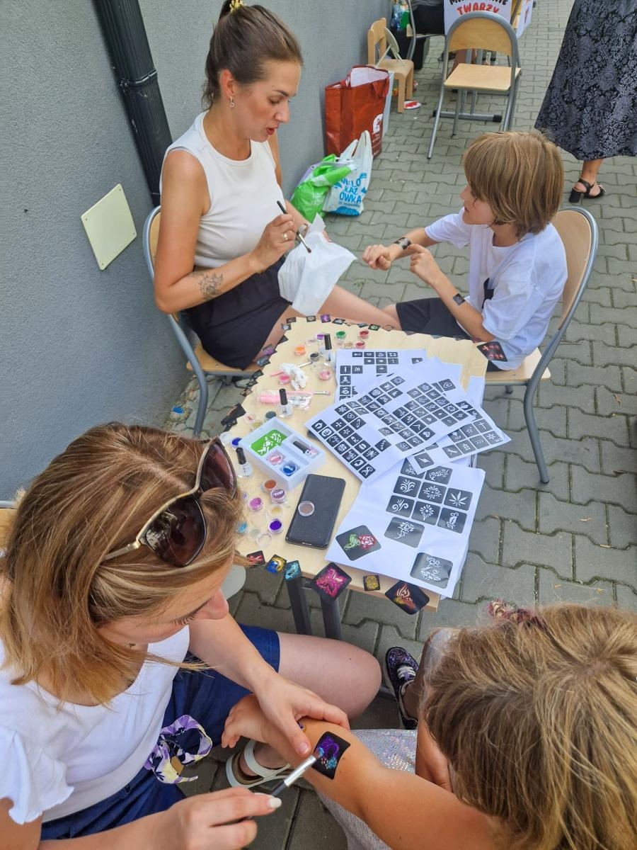 Zdjęcie w galerii na portalu naszraciborz.pl: Rodzinne świętowanie z alpakami i kucykami wiadomości z regionu