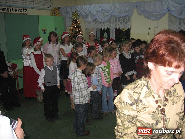 Zdjęcie w galerii na portalu naszraciborz.pl: Świątecznie w Brzeźnicy wiadomości z regionu
