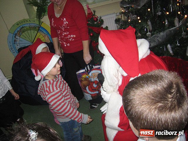Zdjęcie w galerii na portalu naszraciborz.pl: Świątecznie w Brzeźnicy wiadomości z regionu