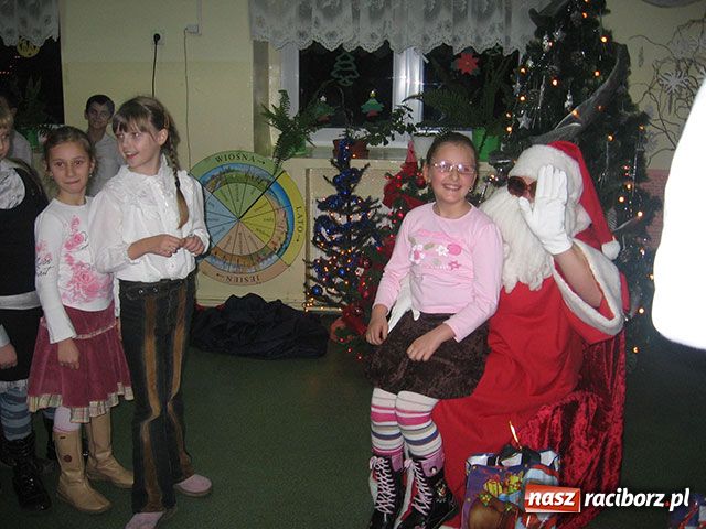 Zdjęcie w galerii na portalu naszraciborz.pl: Świątecznie w Brzeźnicy wiadomości z regionu