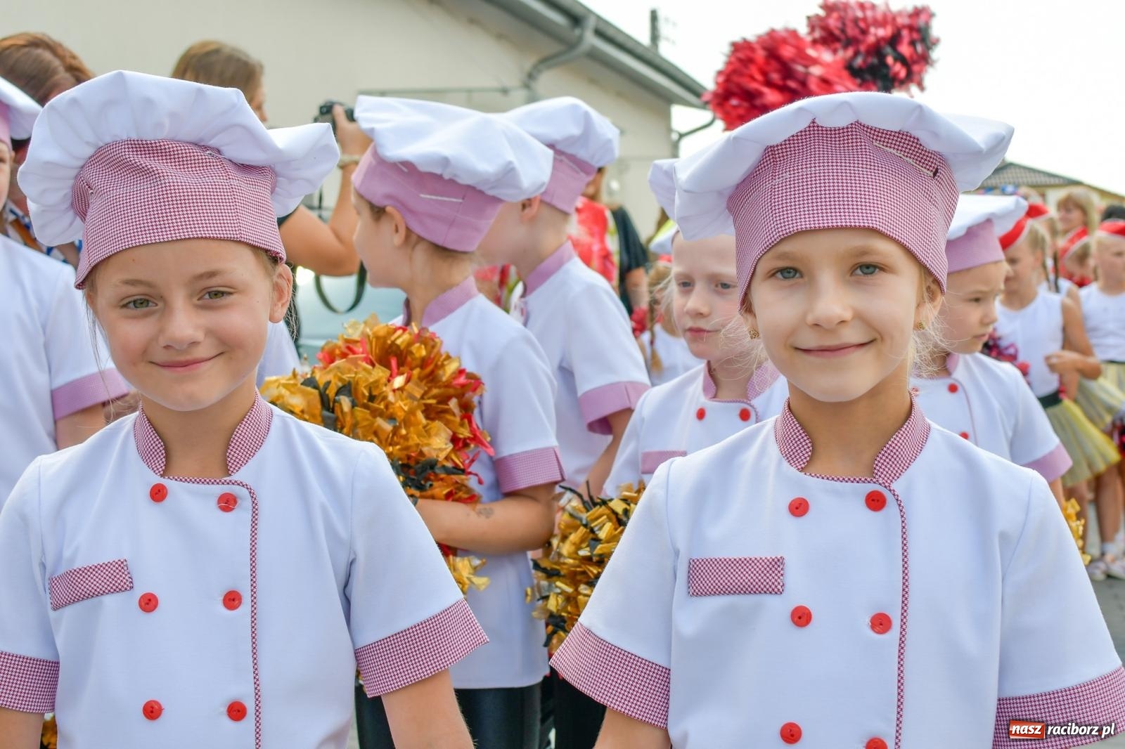 Zdjęcie w galerii na portalu naszraciborz.pl: Jest w orkiestrach dętych wielka siła. Parada w Tworkowie [FOTO i WIDEO] wiadomości z regionu
