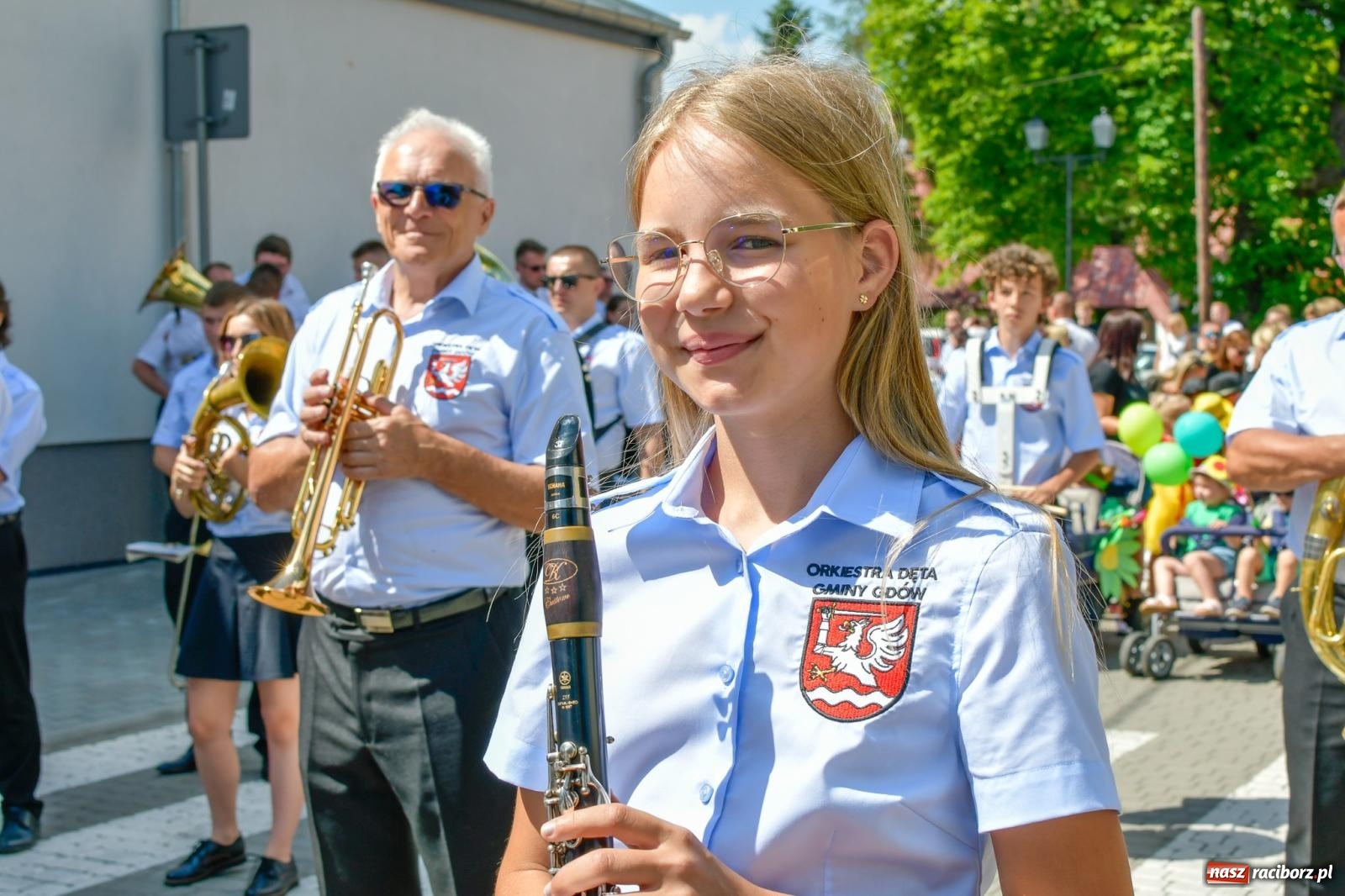Zdjęcie w galerii na portalu naszraciborz.pl: Jest w orkiestrach dętych wielka siła. Parada w Tworkowie [FOTO i WIDEO] wiadomości z regionu