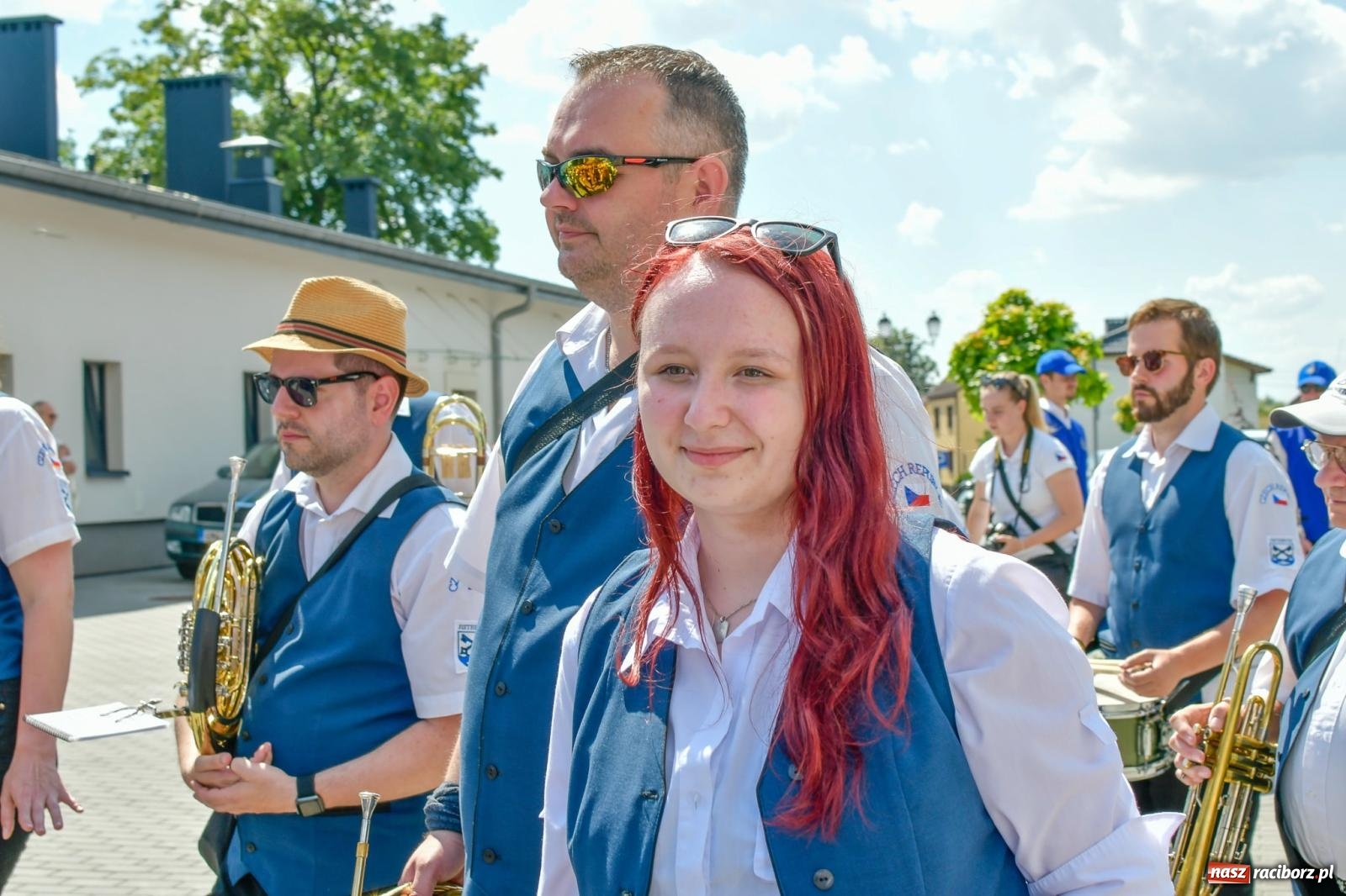Zdjęcie w galerii na portalu naszraciborz.pl: Jest w orkiestrach dętych wielka siła. Parada w Tworkowie [FOTO i WIDEO] wiadomości z regionu