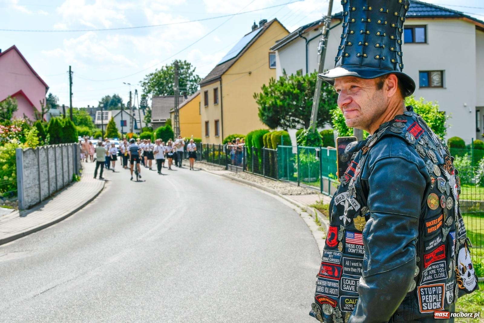 Zdjęcie w galerii na portalu naszraciborz.pl: Jest w orkiestrach dętych wielka siła. Parada w Tworkowie [FOTO i WIDEO] wiadomości z regionu