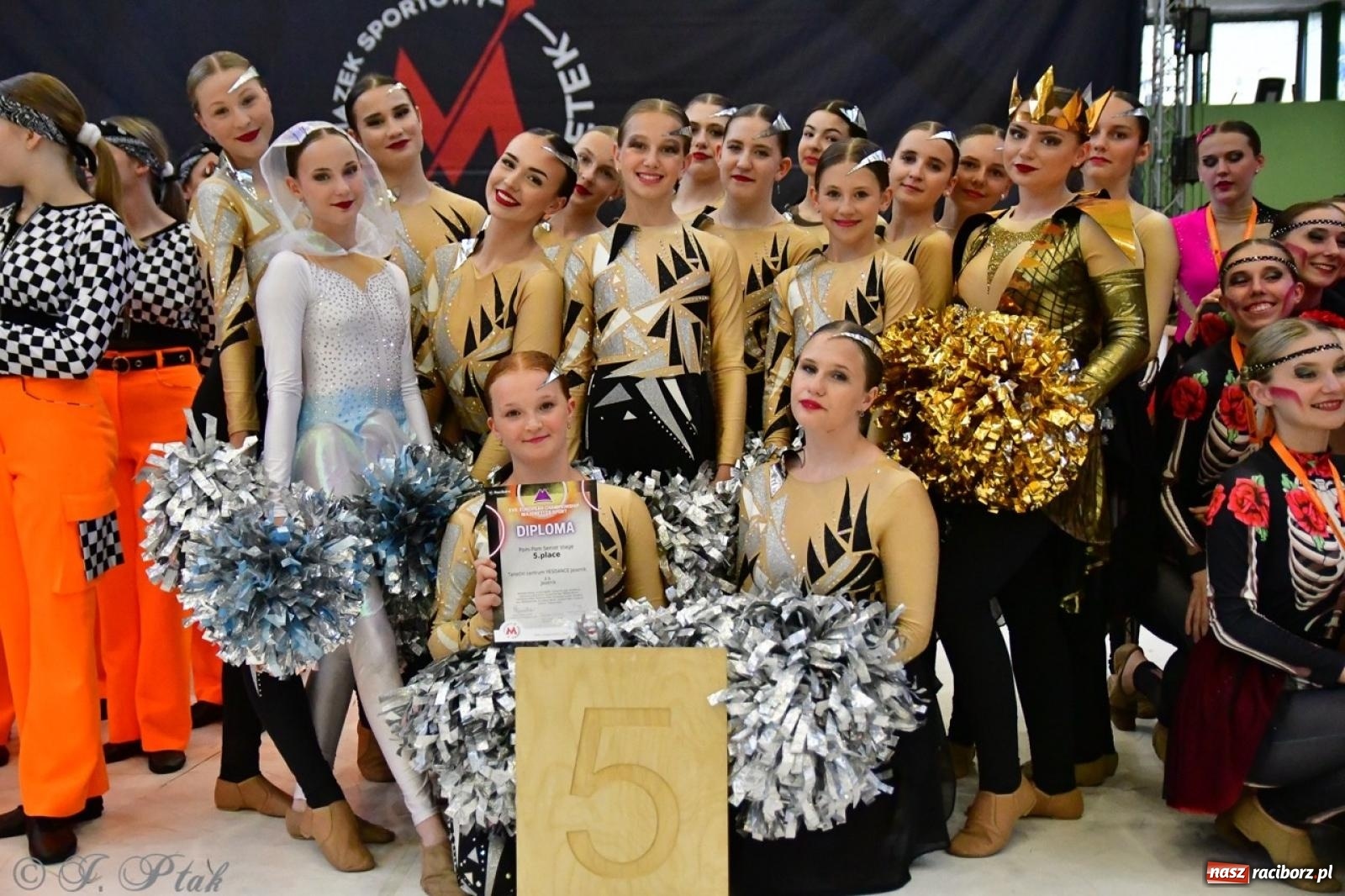Zdjęcie w galerii na portalu naszraciborz.pl: Trzydniowe święto mażoretek w Raciborzu wiadomości z regionu