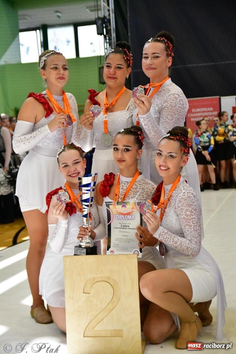 Zdjęcie w galerii na portalu naszraciborz.pl: Trzydniowe święto mażoretek w Raciborzu wiadomości z regionu