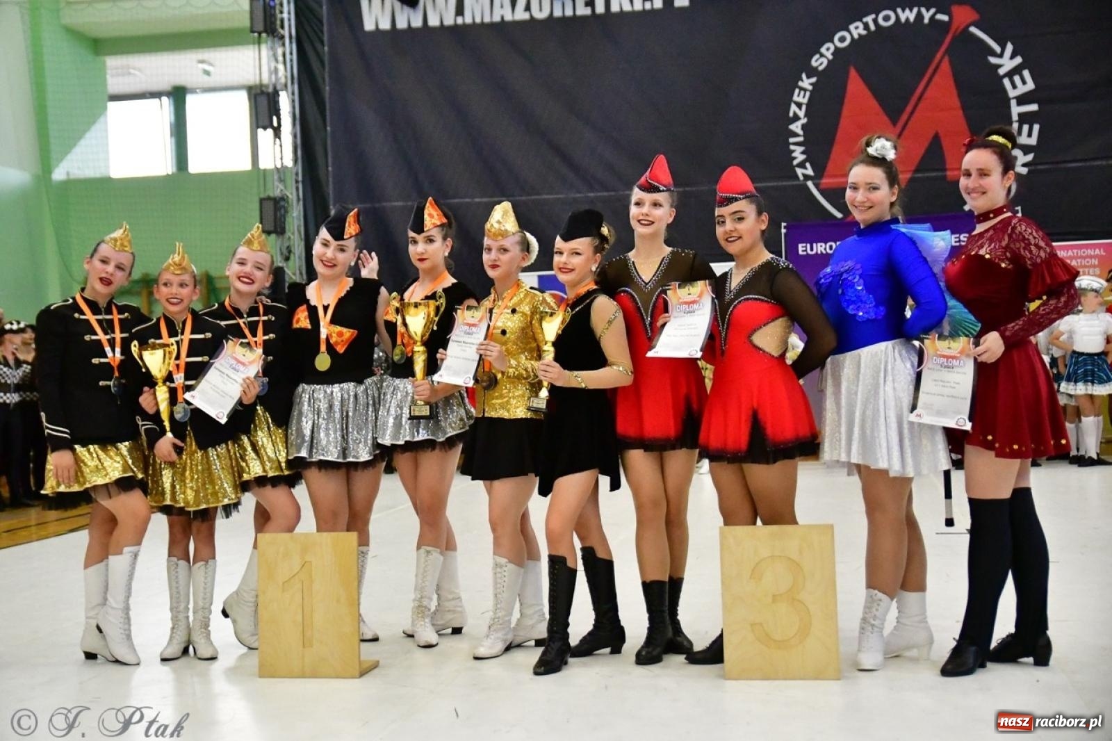 Zdjęcie w galerii na portalu naszraciborz.pl: Trzydniowe święto mażoretek w Raciborzu wiadomości z regionu