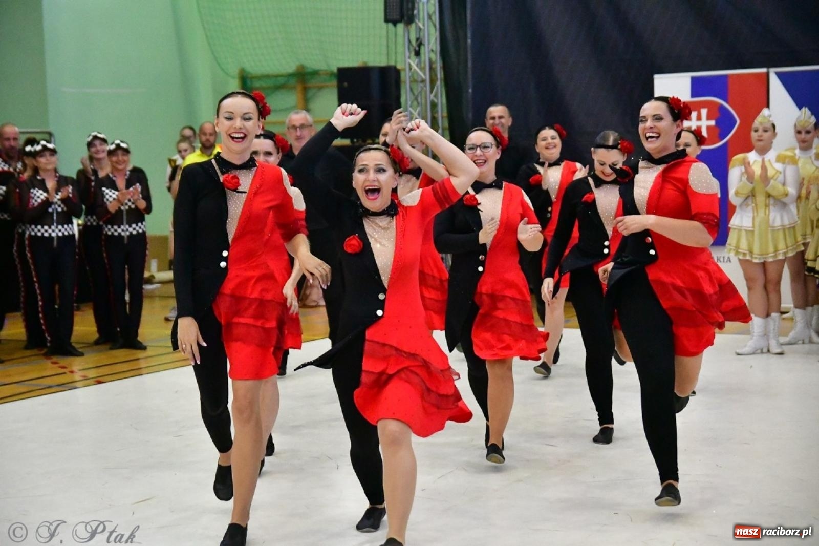 Zdjęcie w galerii na portalu naszraciborz.pl: Trzydniowe święto mażoretek w Raciborzu wiadomości z regionu