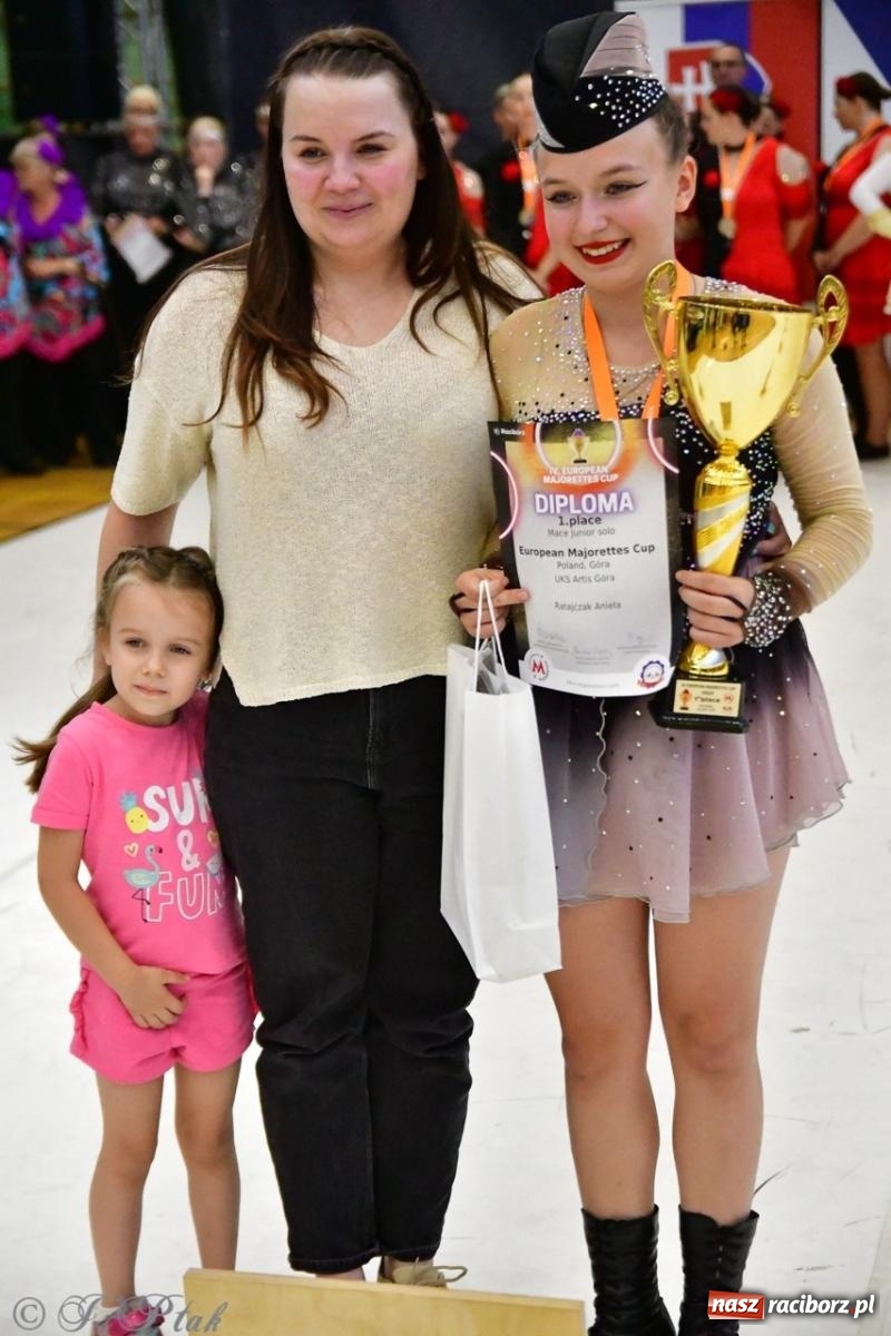 Zdjęcie w galerii na portalu naszraciborz.pl: Trzydniowe święto mażoretek w Raciborzu wiadomości z regionu
