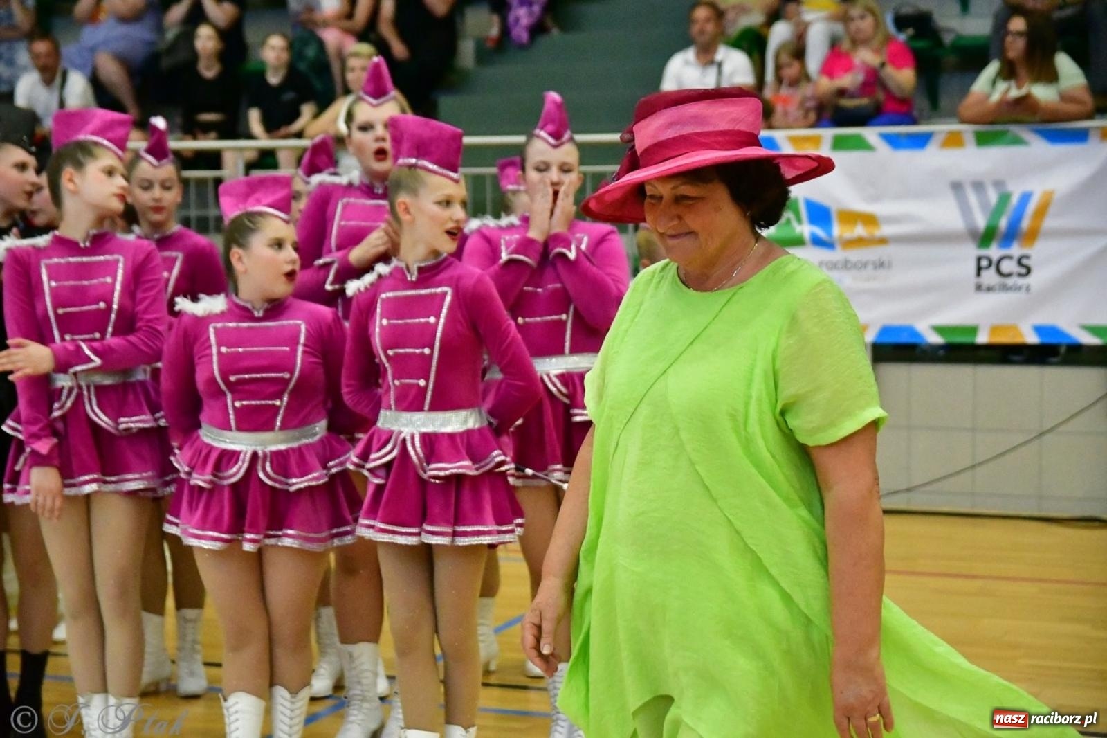 Zdjęcie w galerii na portalu naszraciborz.pl: Trzydniowe święto mażoretek w Raciborzu wiadomości z regionu