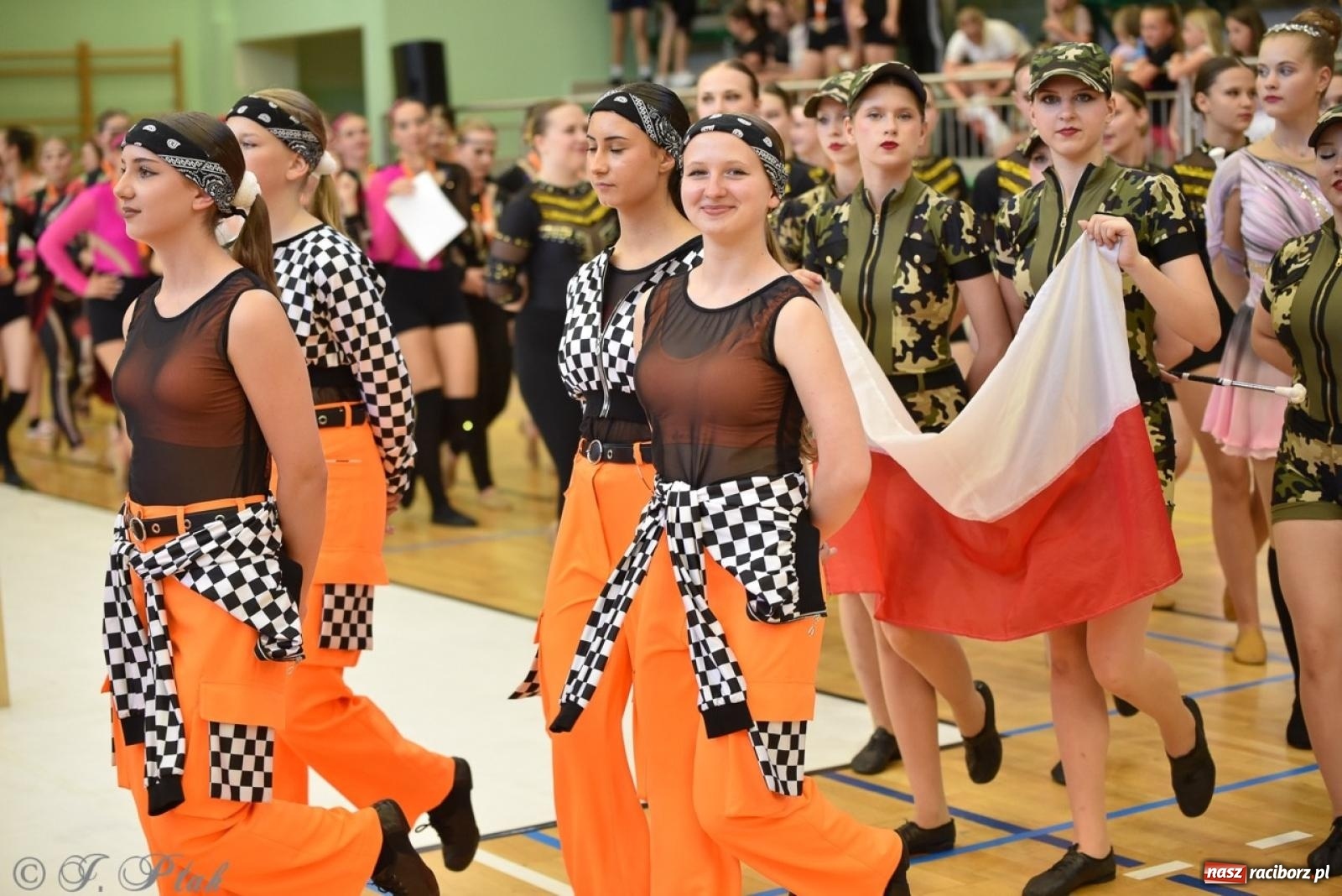 Zdjęcie w galerii na portalu naszraciborz.pl: Trzydniowe święto mażoretek w Raciborzu wiadomości z regionu