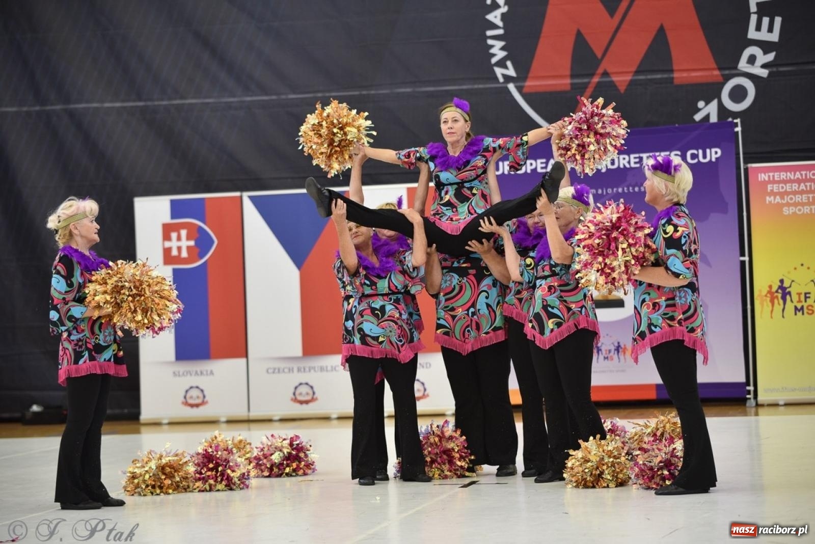 Zdjęcie w galerii na portalu naszraciborz.pl: Trzydniowe święto mażoretek w Raciborzu wiadomości z regionu