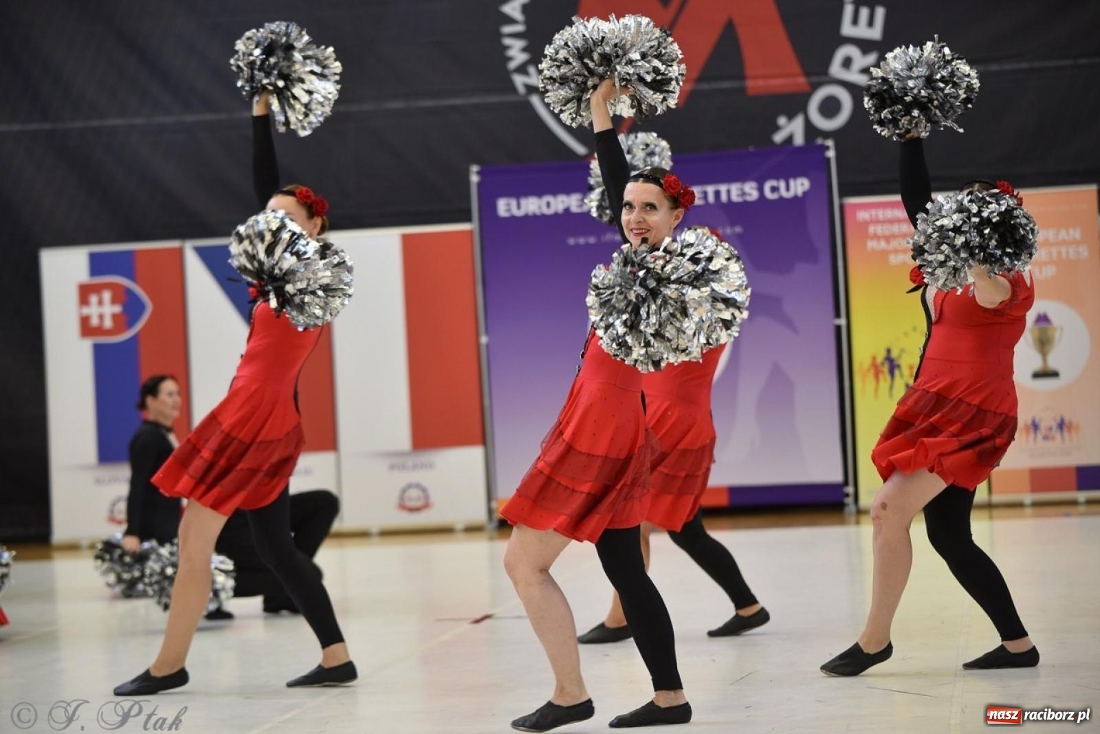 Zdjęcie w galerii na portalu naszraciborz.pl: Trzydniowe święto mażoretek w Raciborzu wiadomości z regionu
