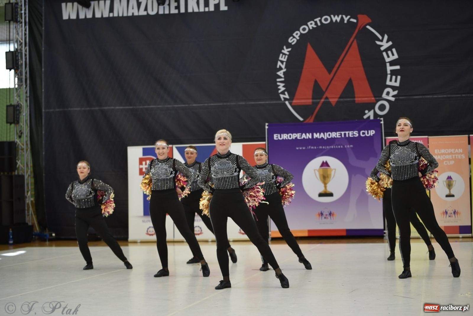 Zdjęcie w galerii na portalu naszraciborz.pl: Trzydniowe święto mażoretek w Raciborzu wiadomości z regionu