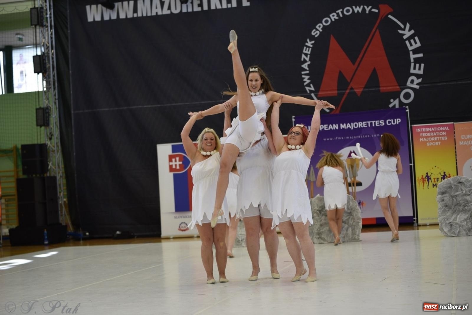 Zdjęcie w galerii na portalu naszraciborz.pl: Trzydniowe święto mażoretek w Raciborzu wiadomości z regionu
