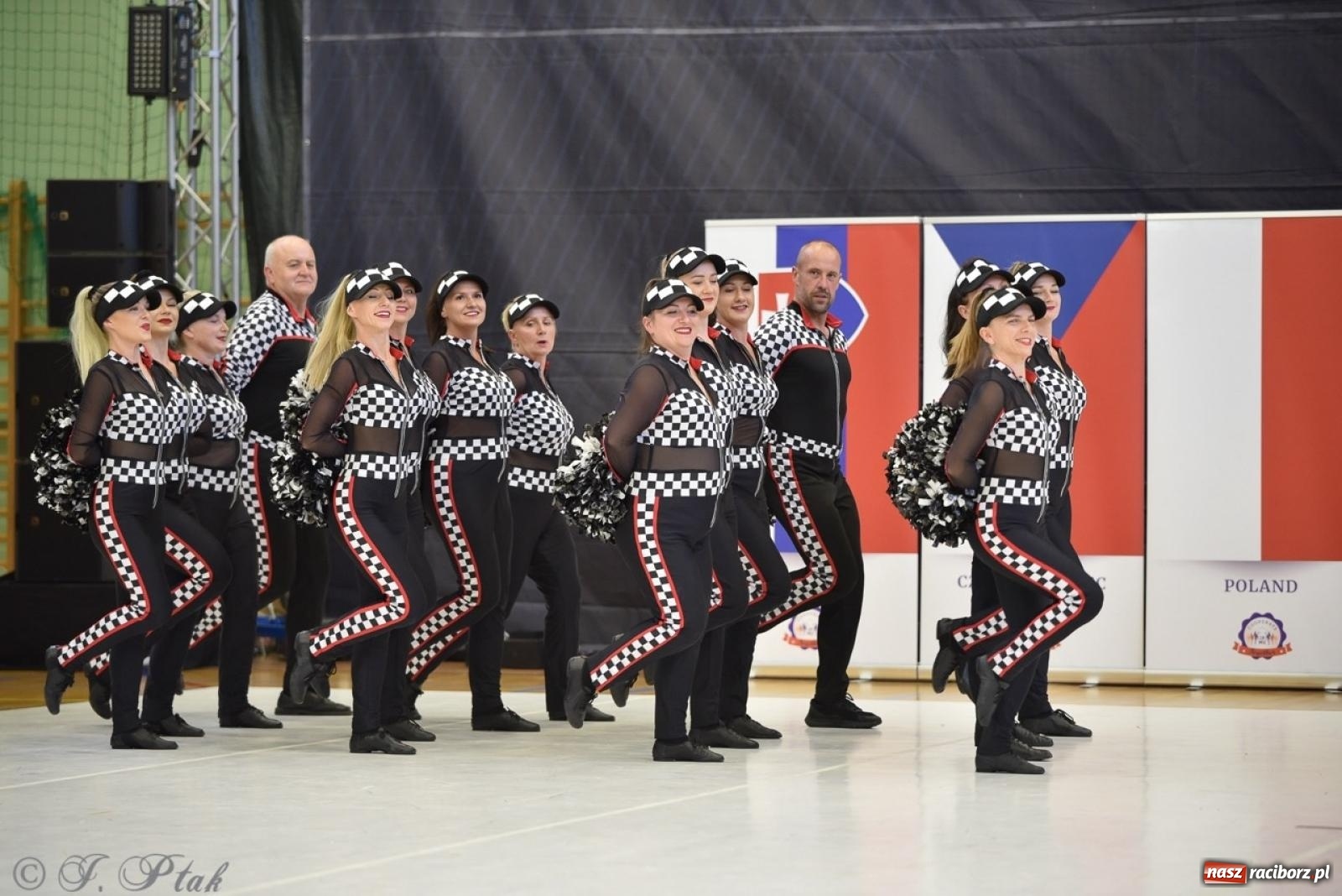 Zdjęcie w galerii na portalu naszraciborz.pl: Trzydniowe święto mażoretek w Raciborzu wiadomości z regionu