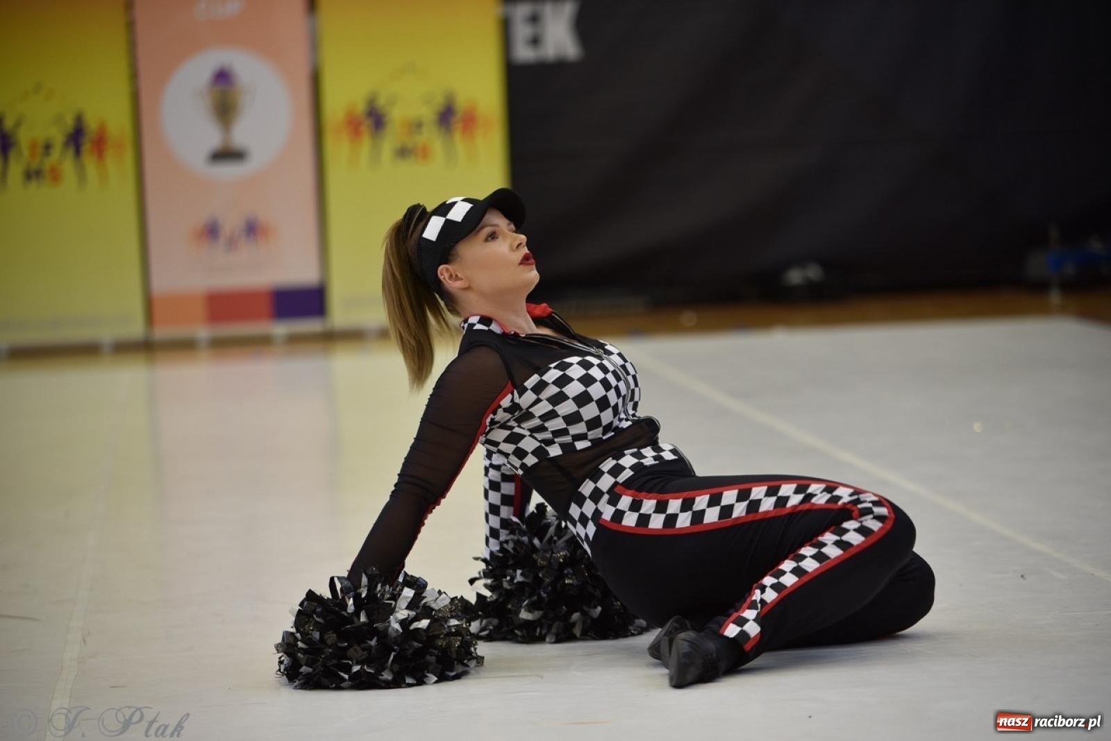 Zdjęcie w galerii na portalu naszraciborz.pl: Trzydniowe święto mażoretek w Raciborzu wiadomości z regionu