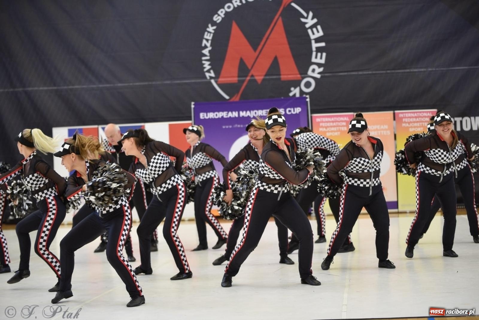 Zdjęcie w galerii na portalu naszraciborz.pl: Trzydniowe święto mażoretek w Raciborzu wiadomości z regionu