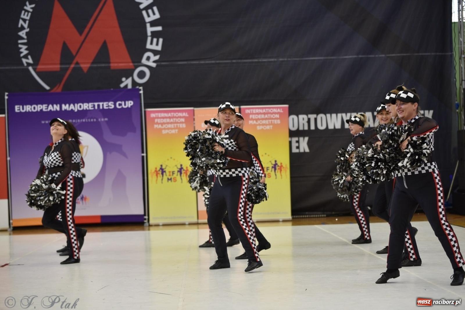 Zdjęcie w galerii na portalu naszraciborz.pl: Trzydniowe święto mażoretek w Raciborzu wiadomości z regionu