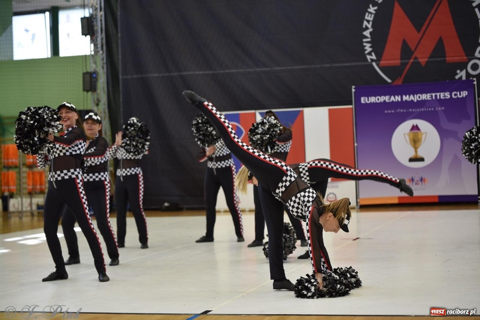 Zdjęcie w galerii na portalu naszraciborz.pl: Trzydniowe święto mażoretek w Raciborzu wiadomości z regionu
