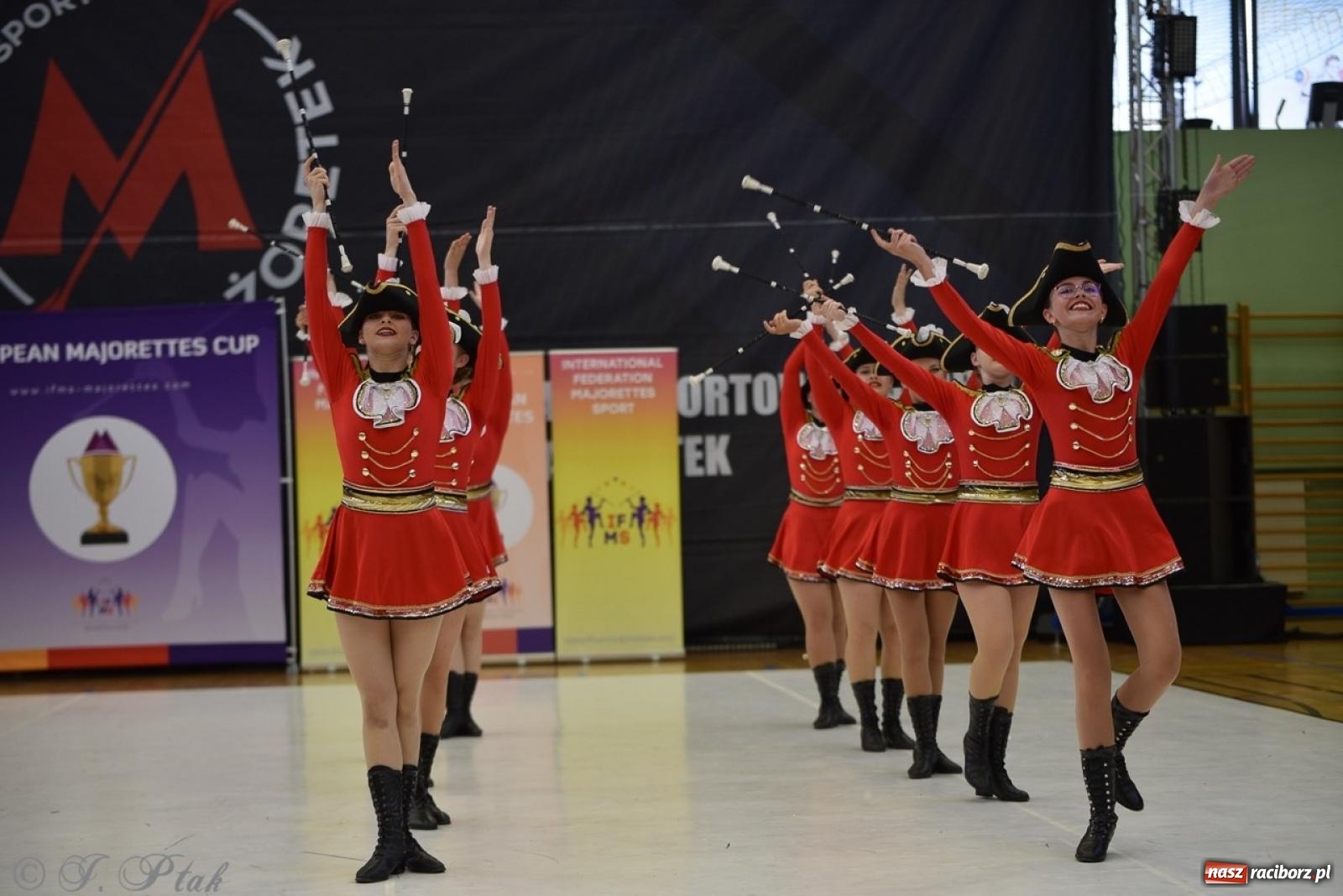 Zdjęcie w galerii na portalu naszraciborz.pl: Trzydniowe święto mażoretek w Raciborzu wiadomości z regionu