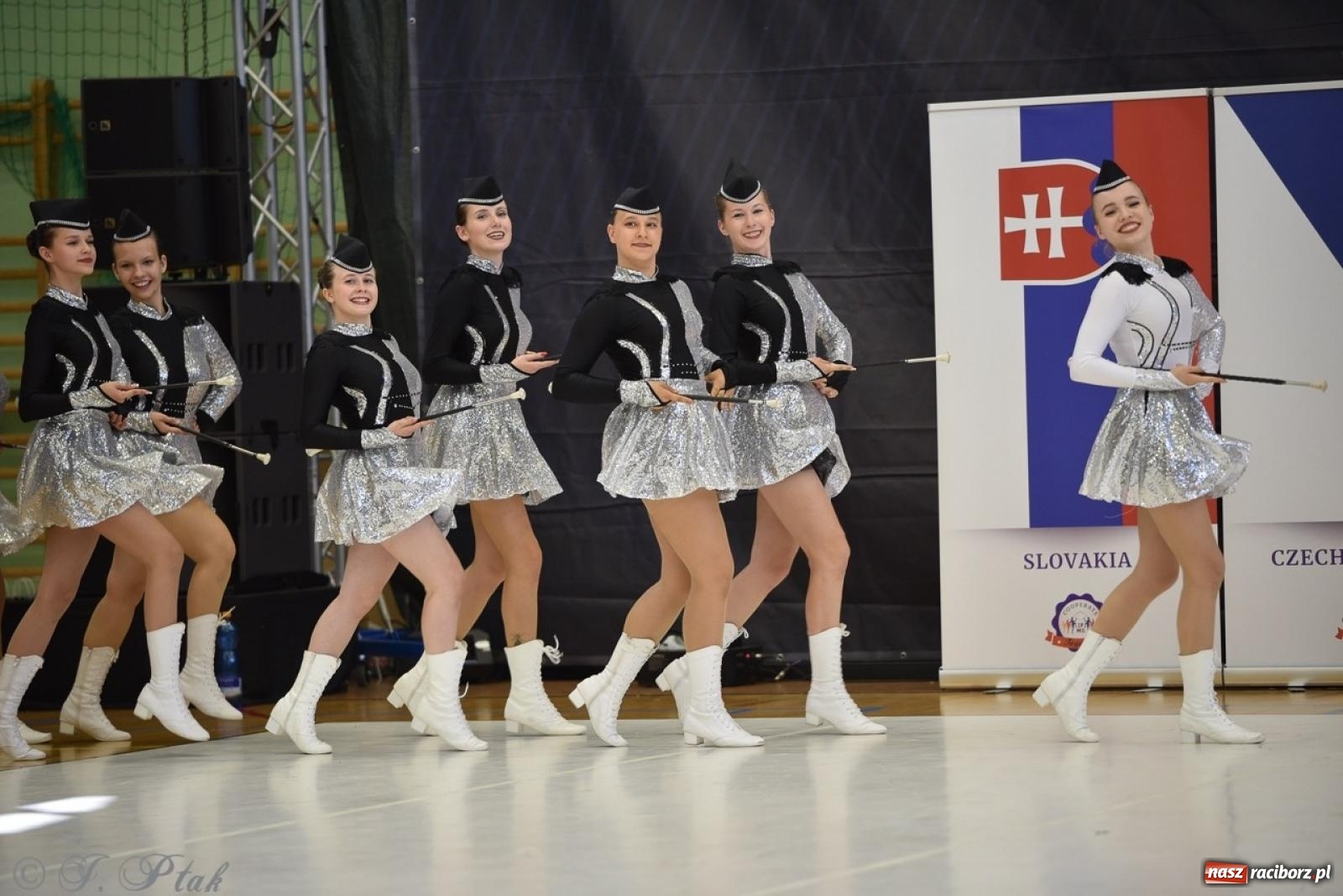 Zdjęcie w galerii na portalu naszraciborz.pl: Trzydniowe święto mażoretek w Raciborzu wiadomości z regionu