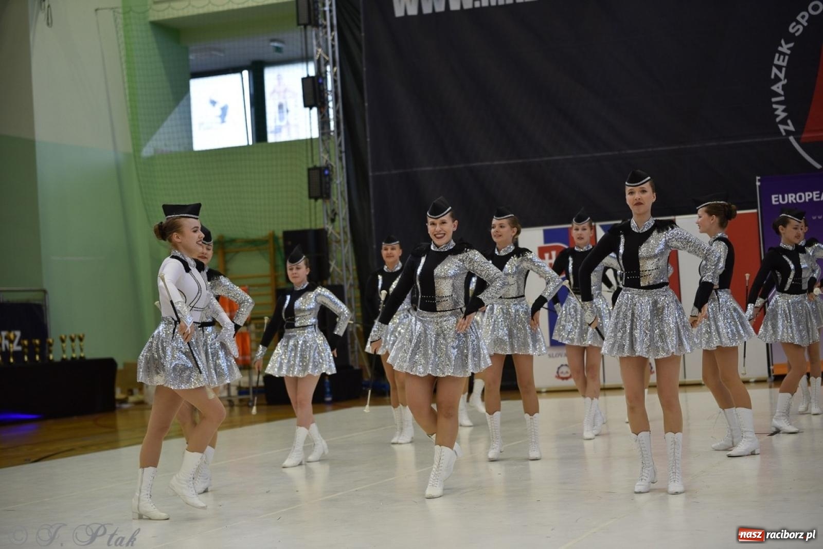 Zdjęcie w galerii na portalu naszraciborz.pl: Trzydniowe święto mażoretek w Raciborzu wiadomości z regionu