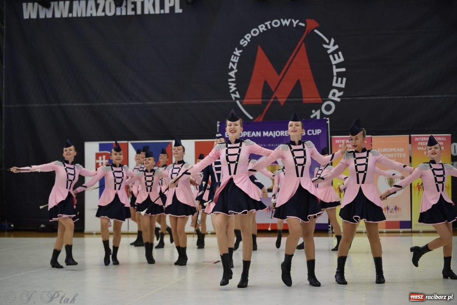 Zdjęcie w galerii na portalu naszraciborz.pl: Trzydniowe święto mażoretek w Raciborzu wiadomości z regionu