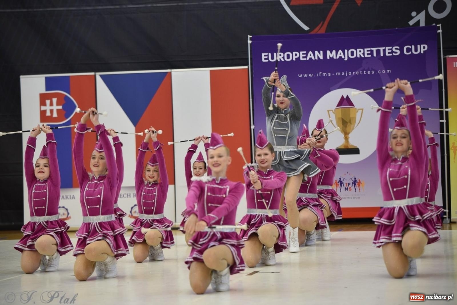 Zdjęcie w galerii na portalu naszraciborz.pl: Trzydniowe święto mażoretek w Raciborzu wiadomości z regionu