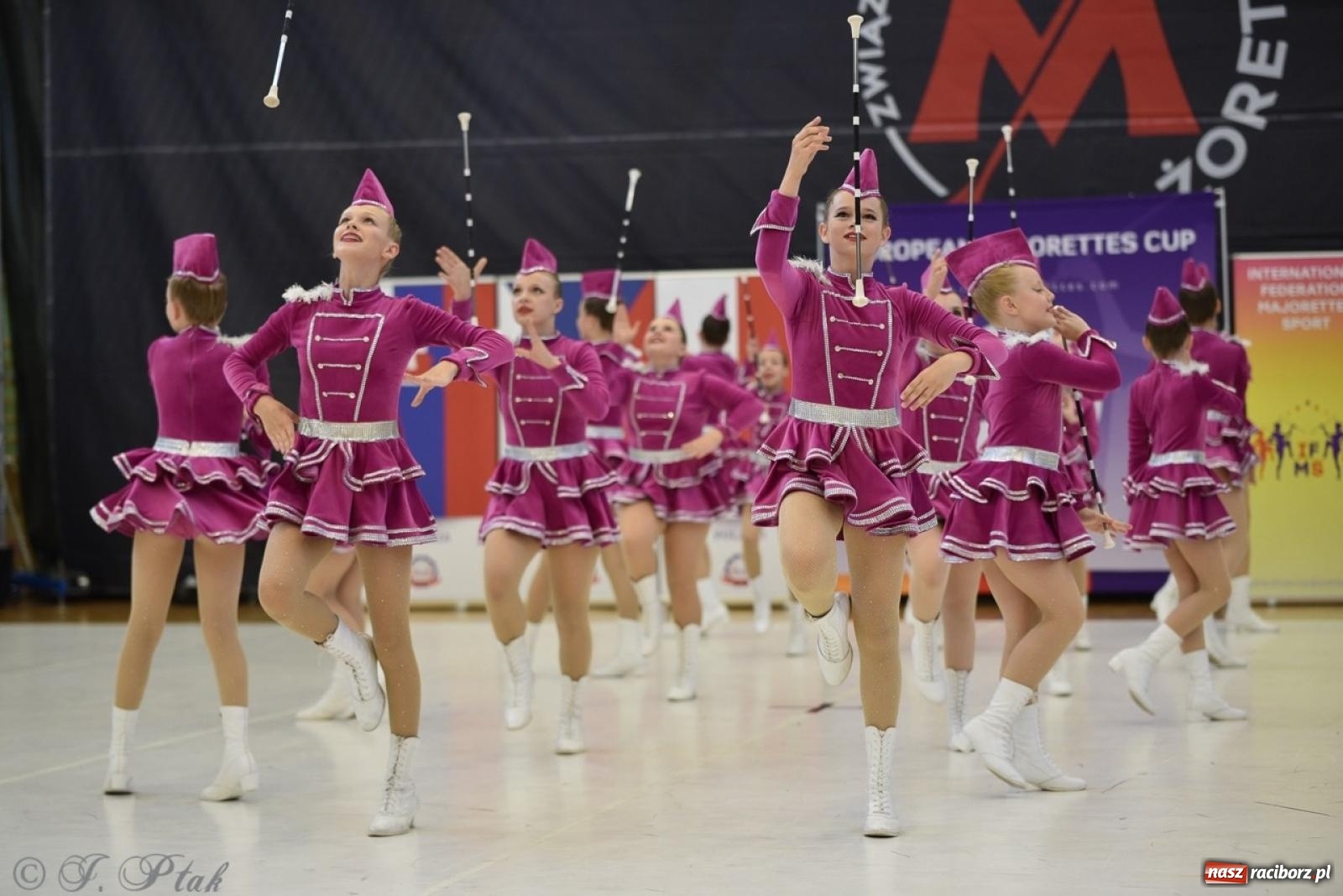 Zdjęcie w galerii na portalu naszraciborz.pl: Trzydniowe święto mażoretek w Raciborzu wiadomości z regionu