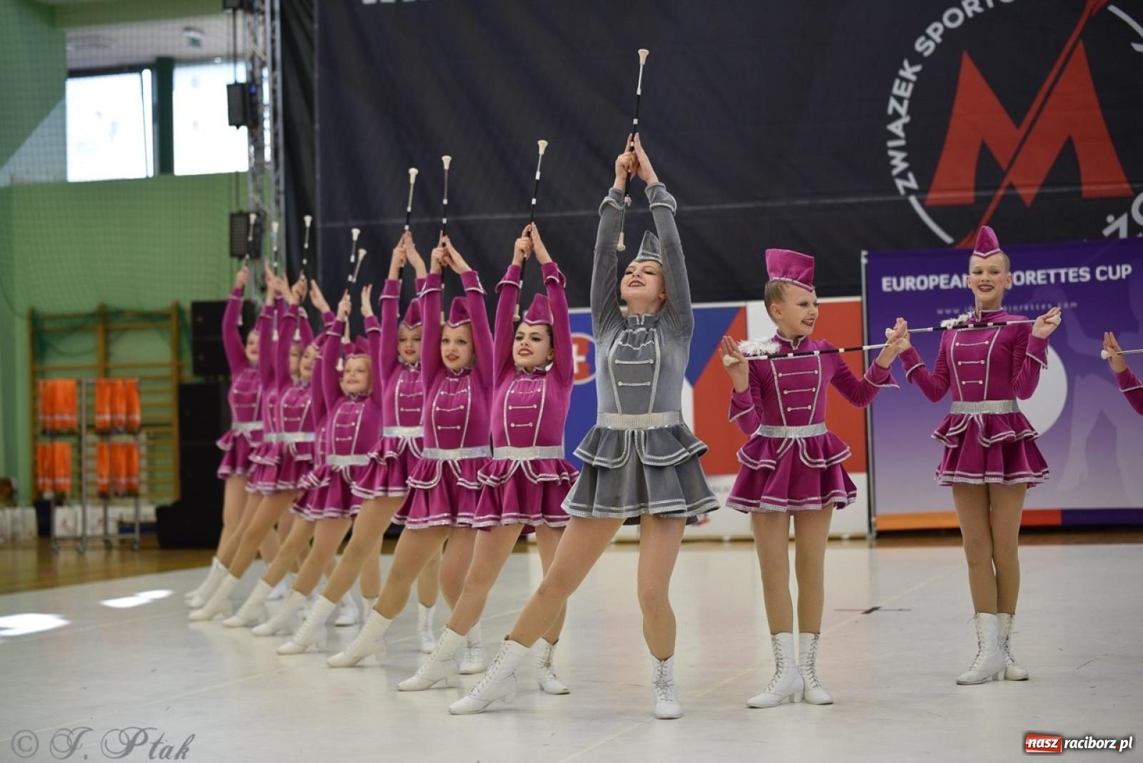 Zdjęcie w galerii na portalu naszraciborz.pl: Trzydniowe święto mażoretek w Raciborzu wiadomości z regionu