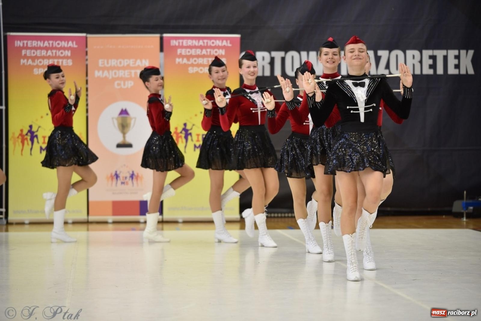 Zdjęcie w galerii na portalu naszraciborz.pl: Trzydniowe święto mażoretek w Raciborzu wiadomości z regionu