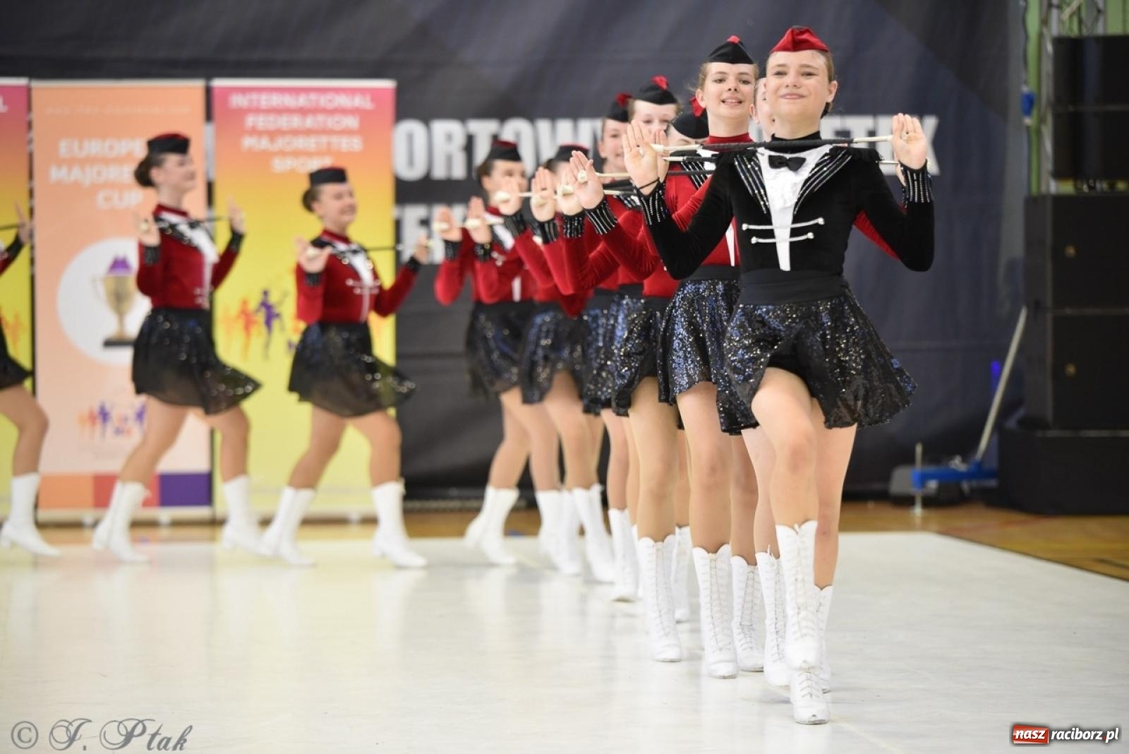 Zdjęcie w galerii na portalu naszraciborz.pl: Trzydniowe święto mażoretek w Raciborzu wiadomości z regionu