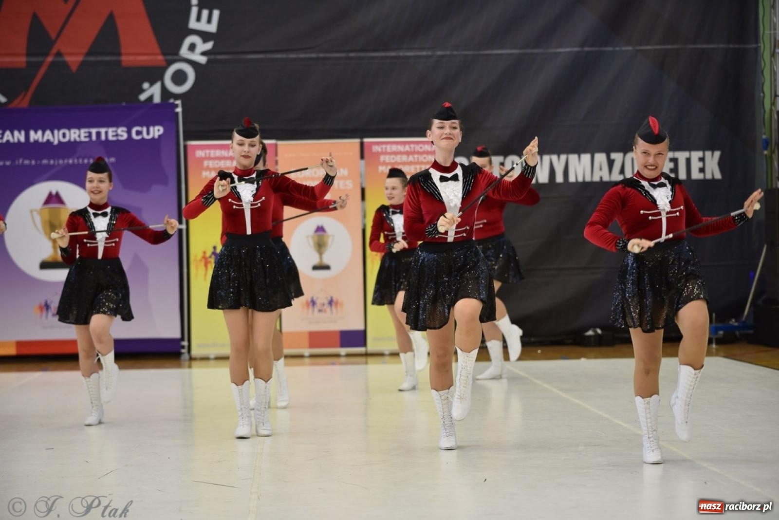 Zdjęcie w galerii na portalu naszraciborz.pl: Trzydniowe święto mażoretek w Raciborzu wiadomości z regionu