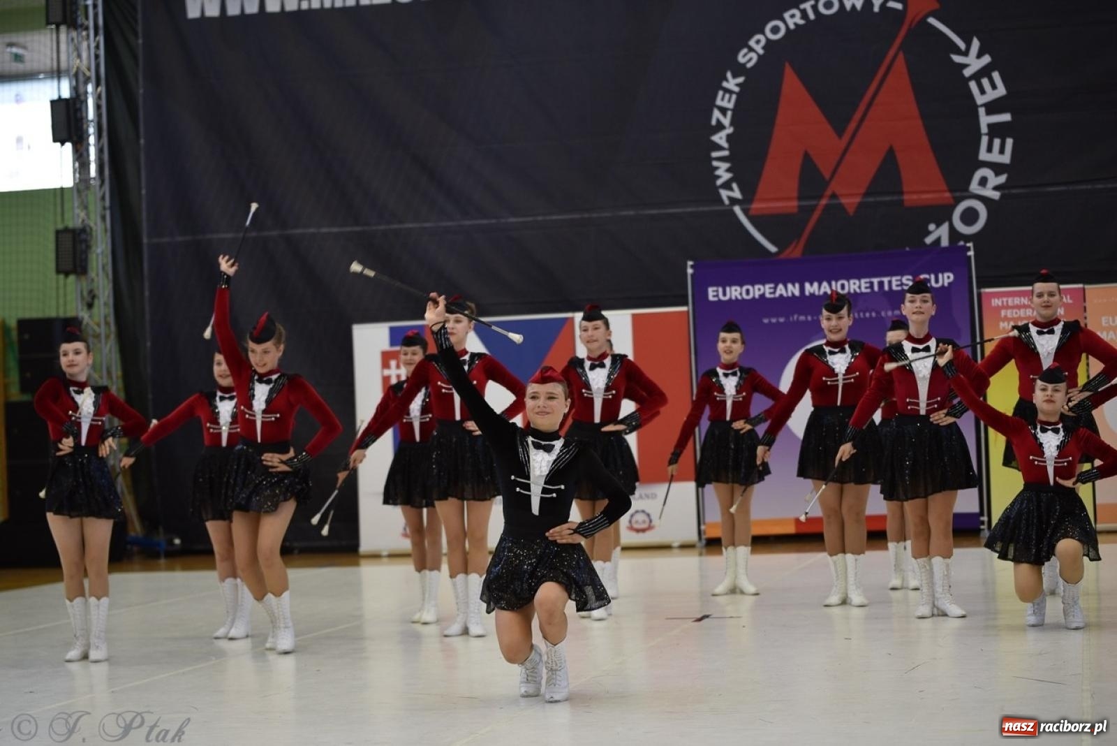Zdjęcie w galerii na portalu naszraciborz.pl: Trzydniowe święto mażoretek w Raciborzu wiadomości z regionu