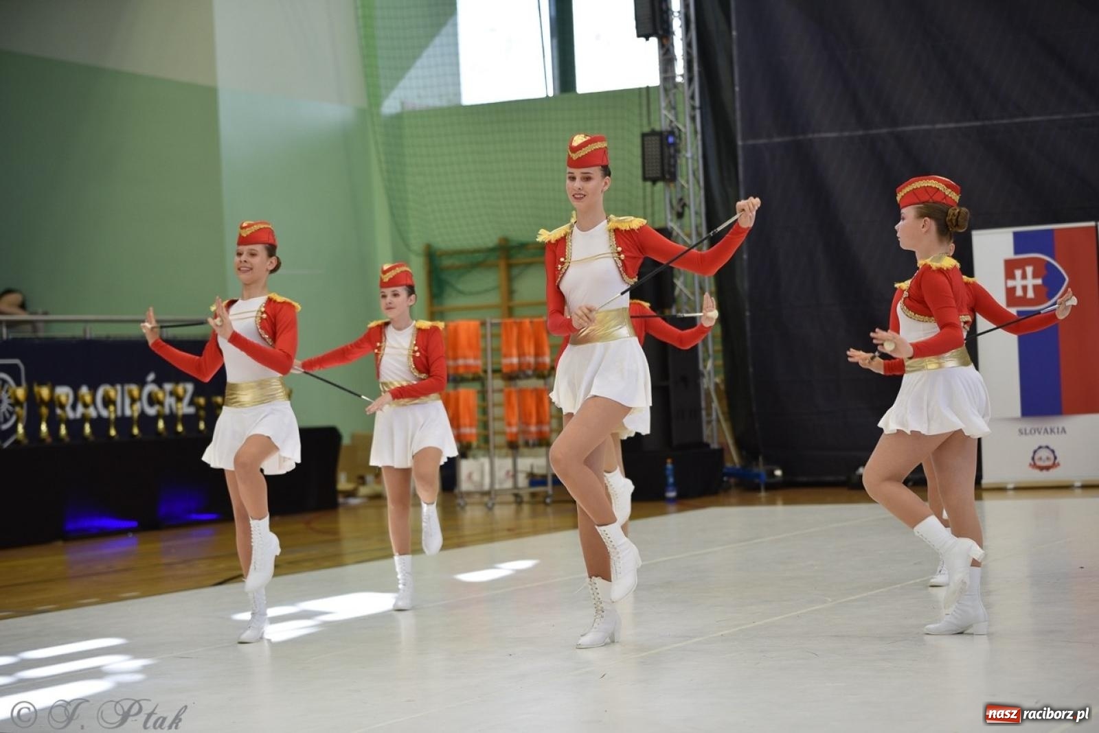 Zdjęcie w galerii na portalu naszraciborz.pl: Trzydniowe święto mażoretek w Raciborzu wiadomości z regionu