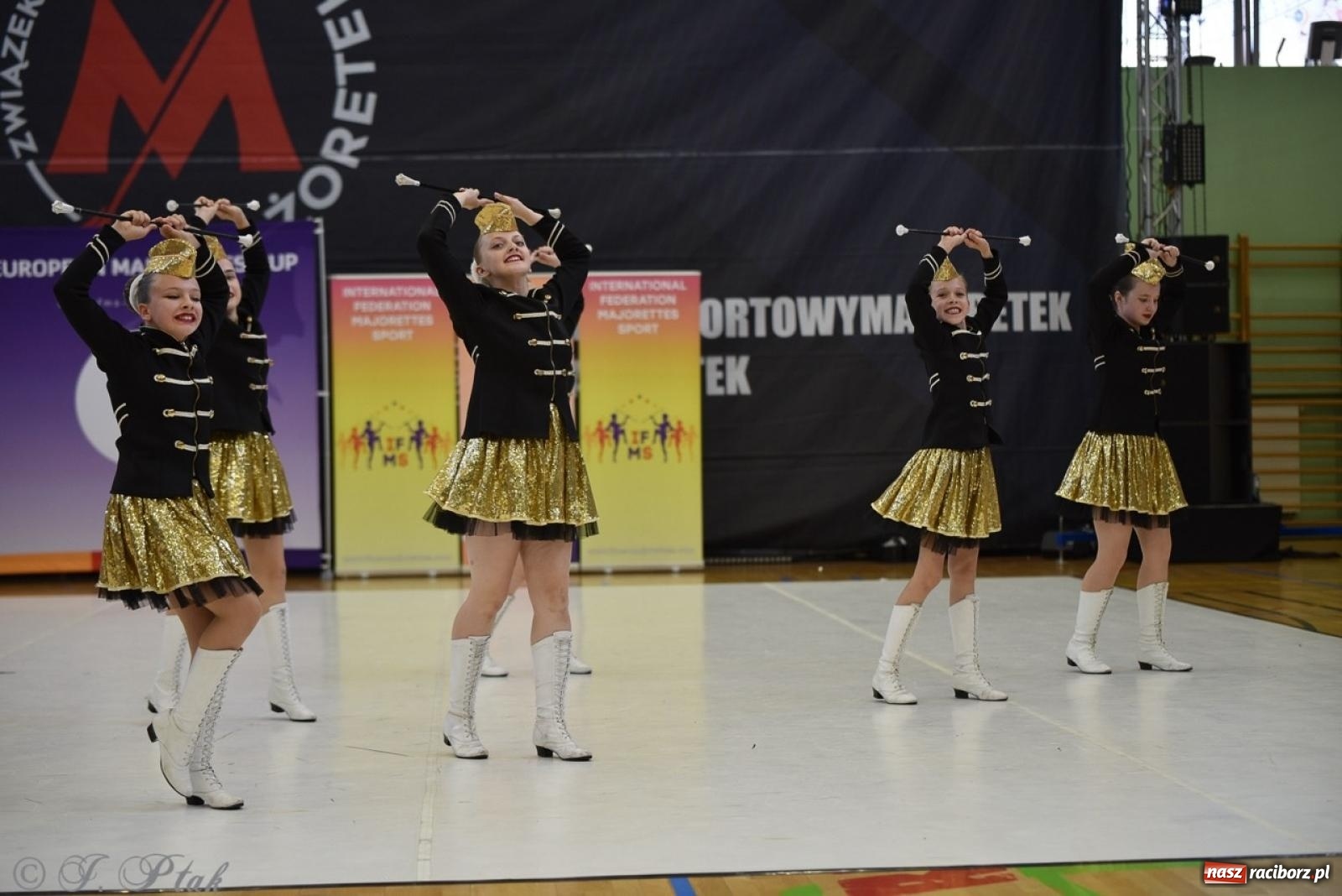 Zdjęcie w galerii na portalu naszraciborz.pl: Trzydniowe święto mażoretek w Raciborzu wiadomości z regionu