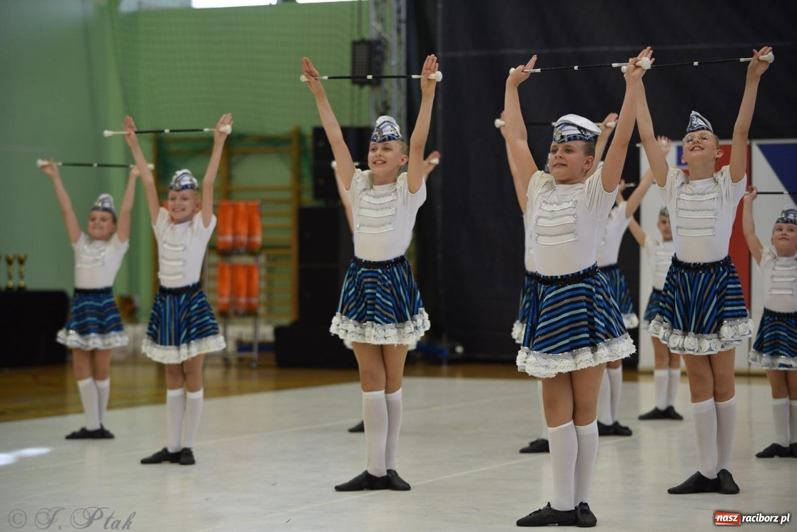 Zdjęcie w galerii na portalu naszraciborz.pl: Trzydniowe święto mażoretek w Raciborzu wiadomości z regionu