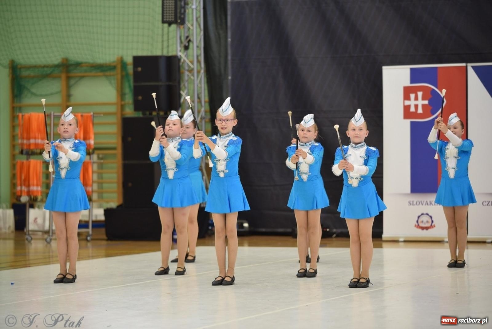 Zdjęcie w galerii na portalu naszraciborz.pl: Trzydniowe święto mażoretek w Raciborzu wiadomości z regionu